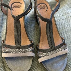 Abeo B.I.O. System Lacey Pewter Leather Wedge Heel Sandals Comfort Shoes, Size 8